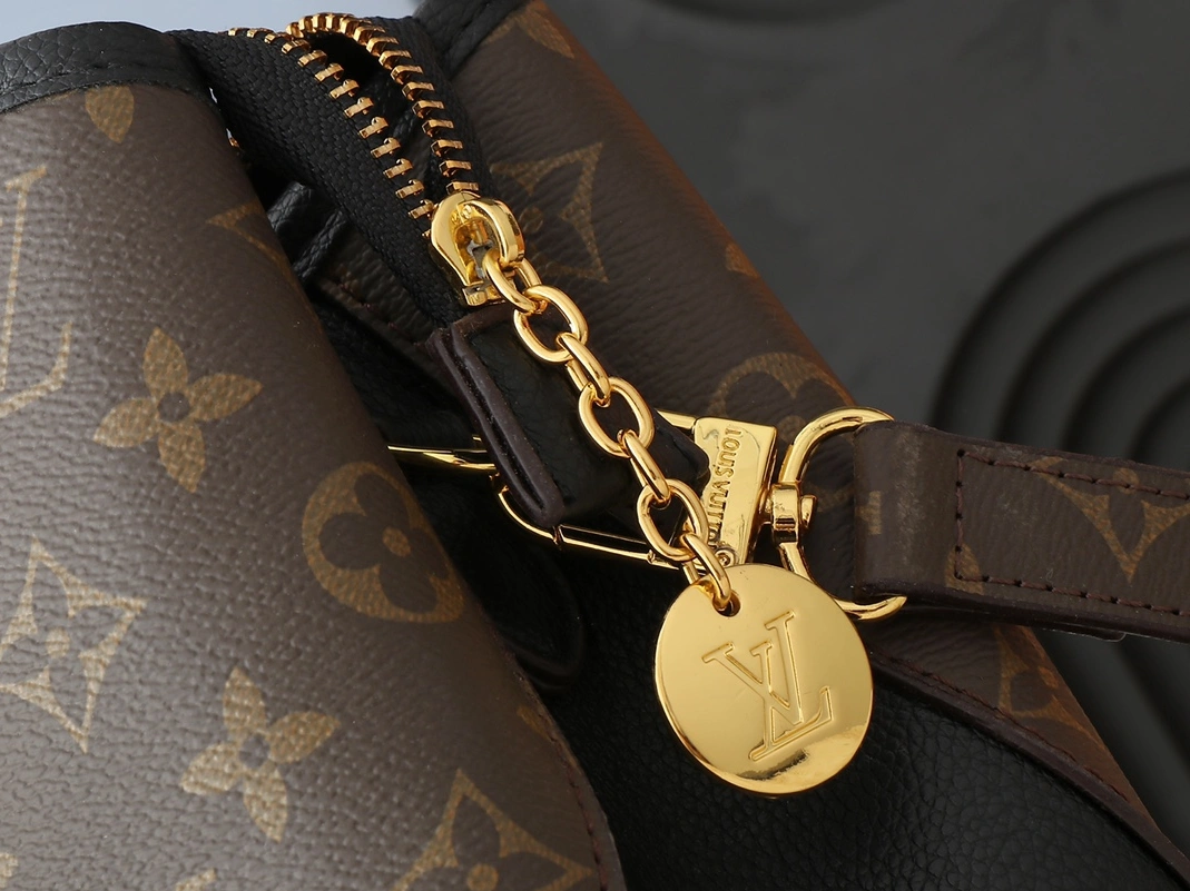 Louis Vuitton AAA Quality Handbags For Women Compact 2939 - Image 6