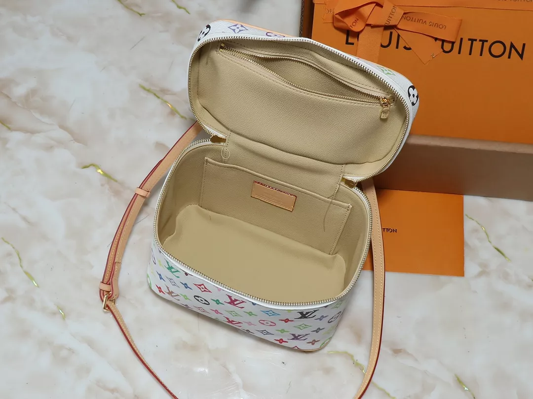 Louis Vuitton AAA Quality Handbags For Women Minimalist 3430 - Image 7