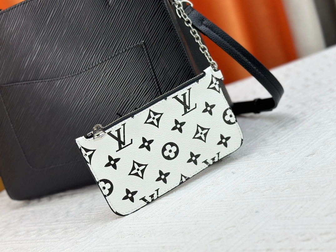 Louis Vuitton AAA Quality Handbags For Women Modern 6675 - Image 6