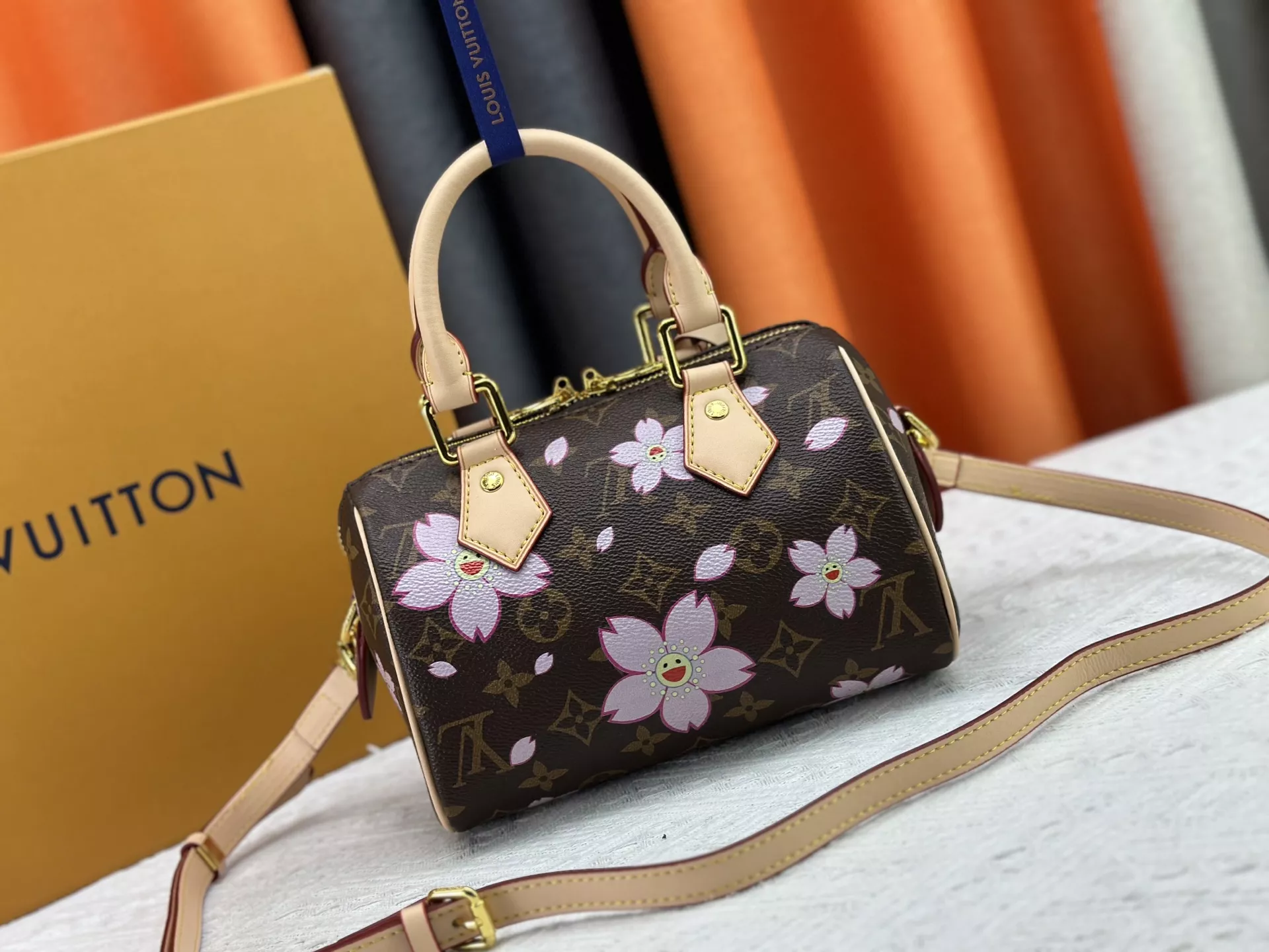 Louis Vuitton AAA Quality Handbags For Women Sleek 6045 - Image 4