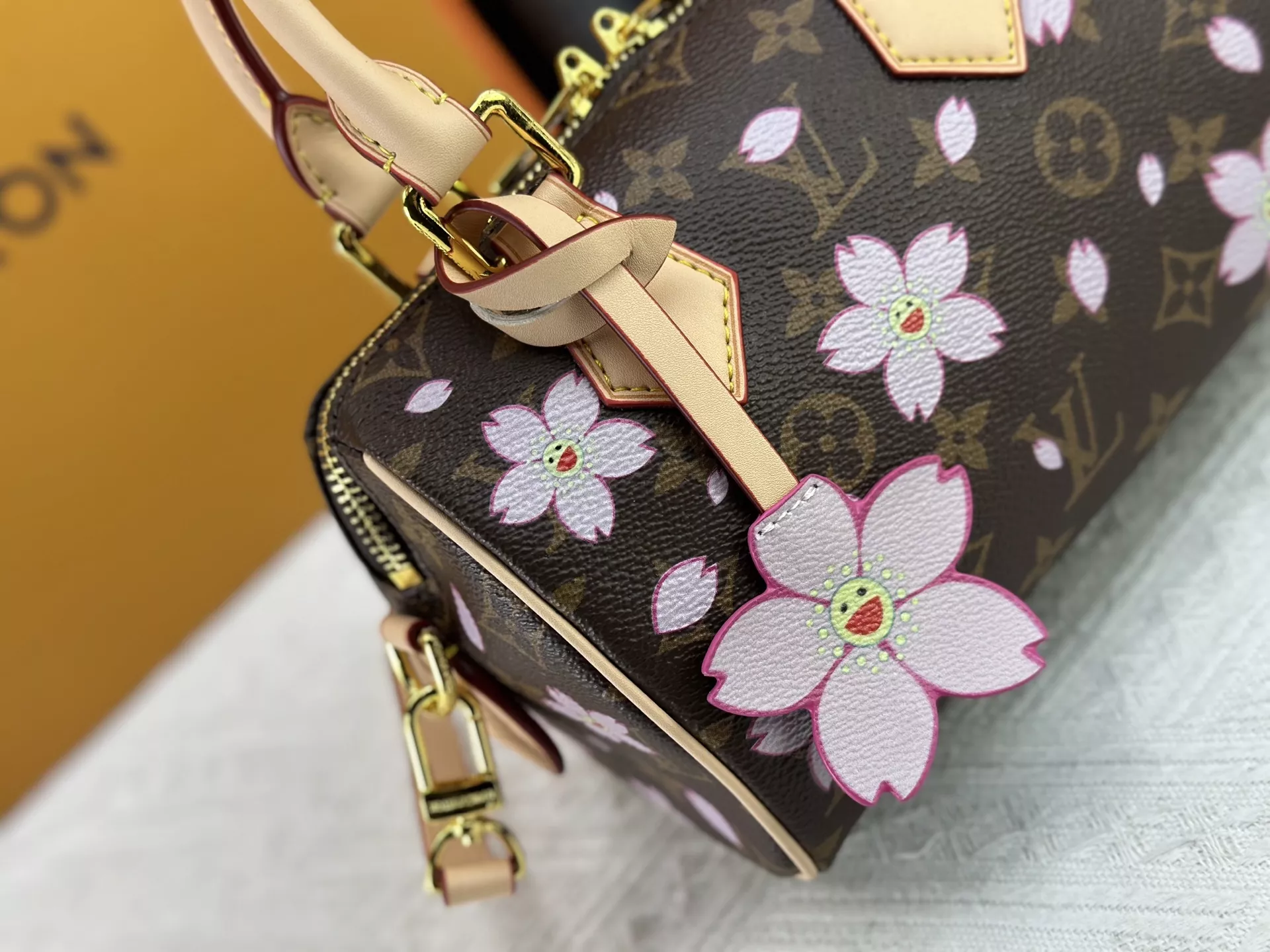 Louis Vuitton AAA Quality Handbags For Women Sleek 6045 - Image 6