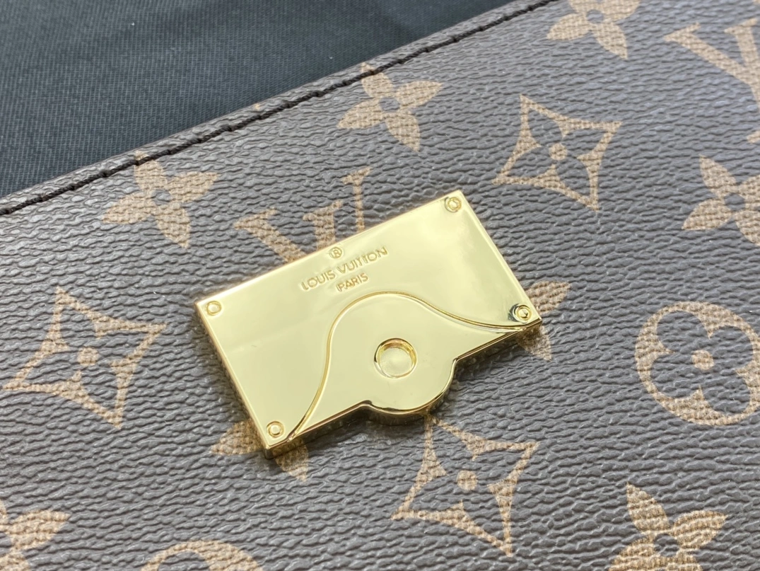 Louis Vuitton AAA Quality Handbags For Women Soft 9116 - Image 6