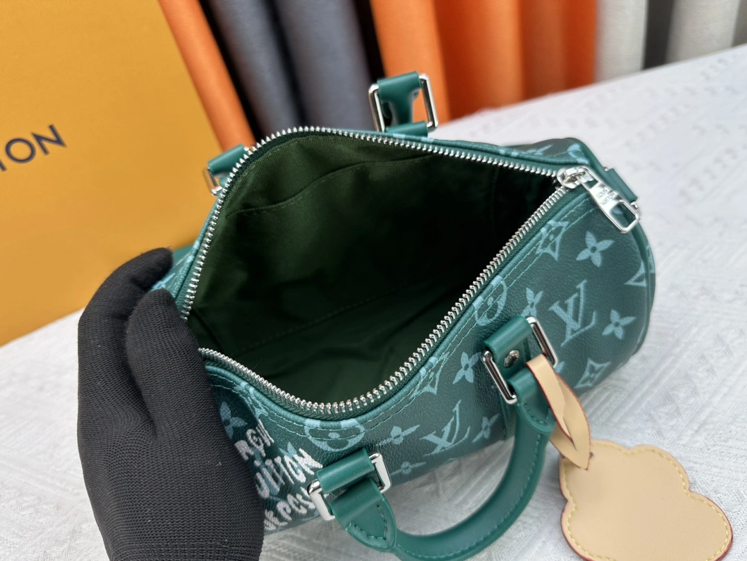 Louis Vuitton AAA Quality Handbags For Women Trendy 7739 - Image 8