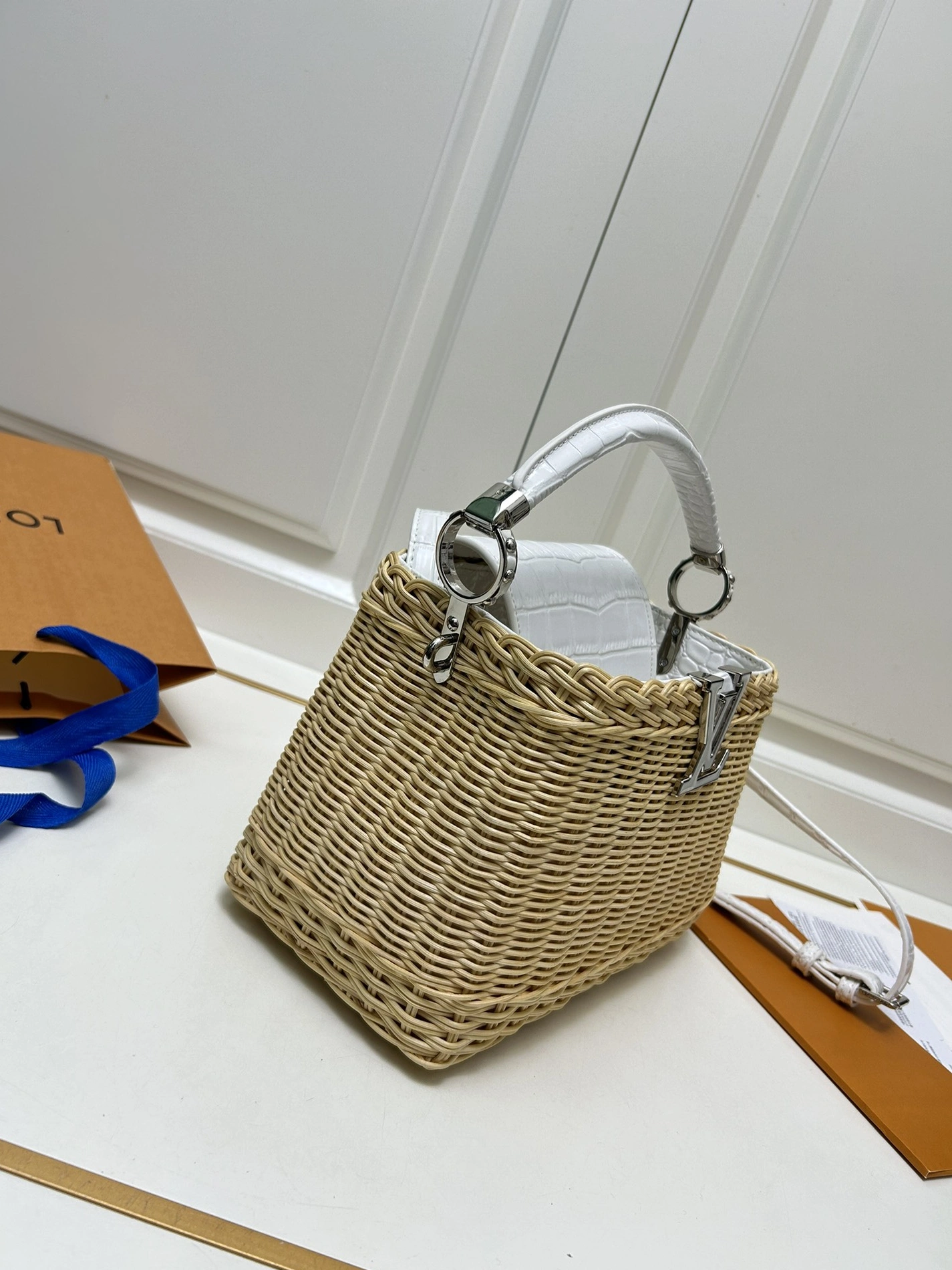 Louis Vuitton AAA Quality Handbags For Women Vibrant 1759 - Image 5