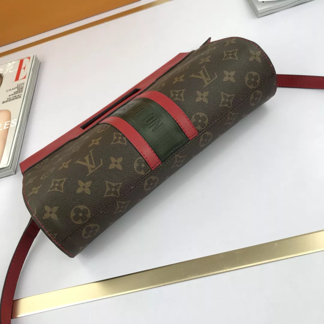 Louis Vuitton AAA Quality Messenger Bags For Women BestValue 7034