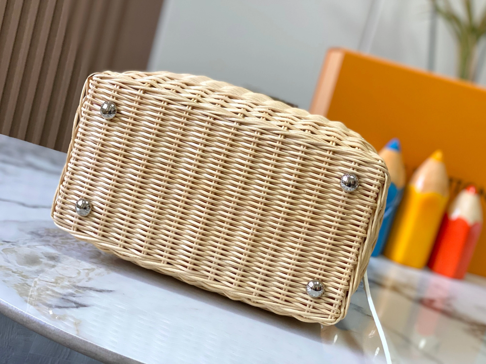 Louis Vuitton AAA Quality Messenger Bags For Women Fashionable 983 - Image 4