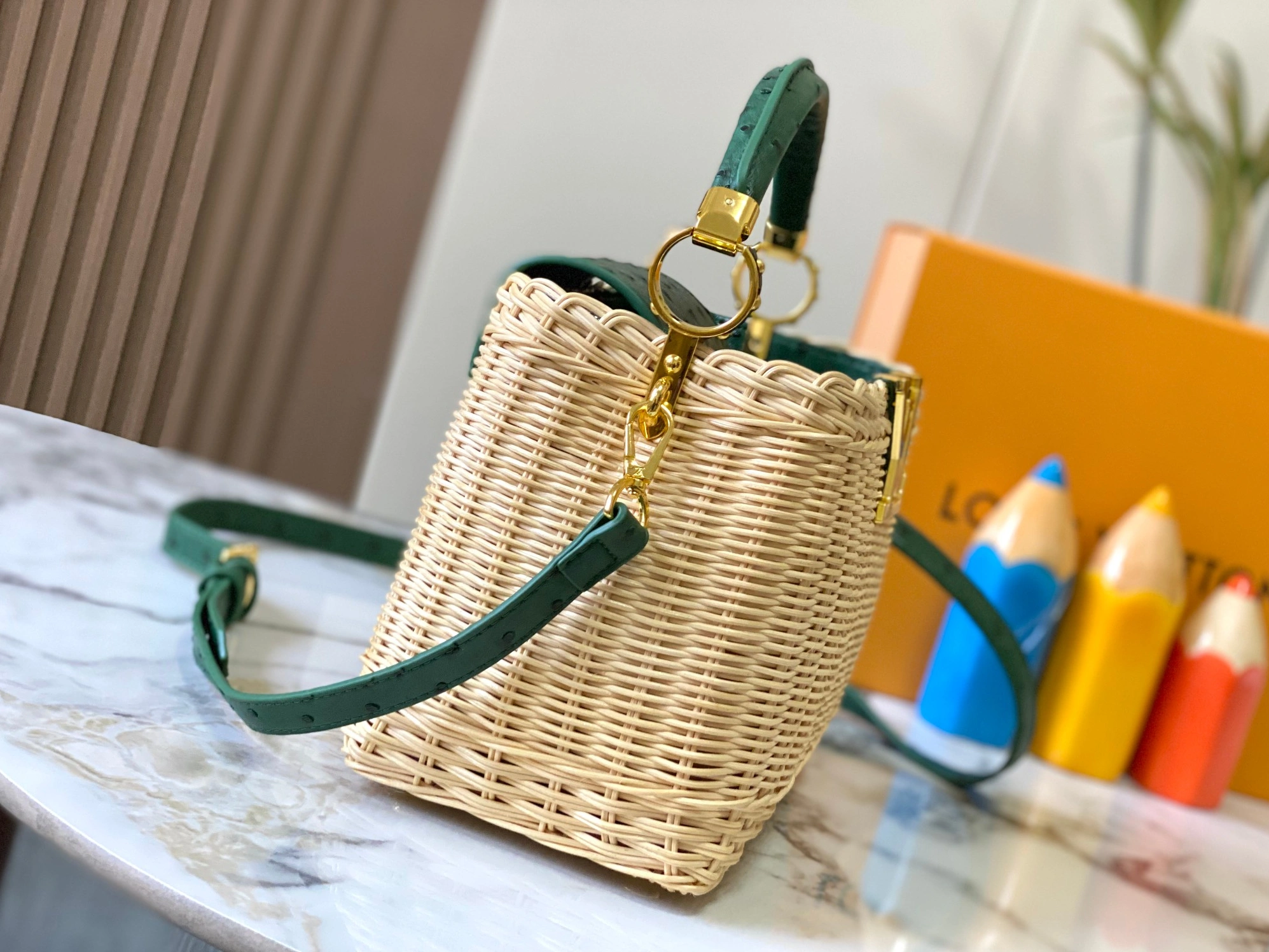 Louis Vuitton AAA Quality Messenger Bags For Women Flexible 3662