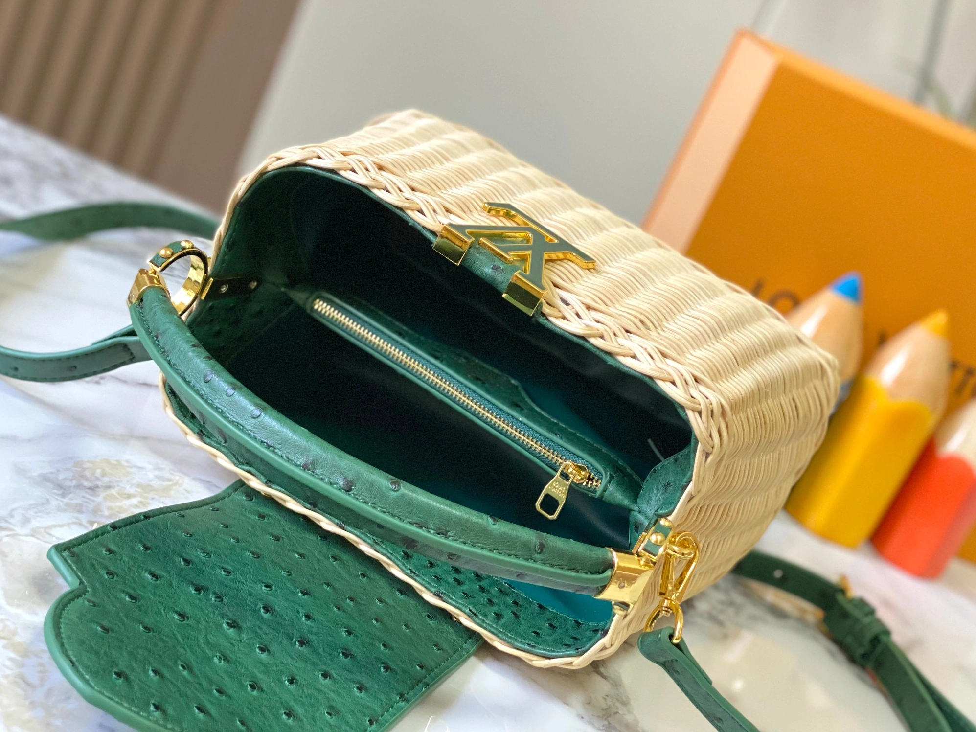 Louis Vuitton AAA Quality Messenger Bags For Women Flexible 3662 - Image 8