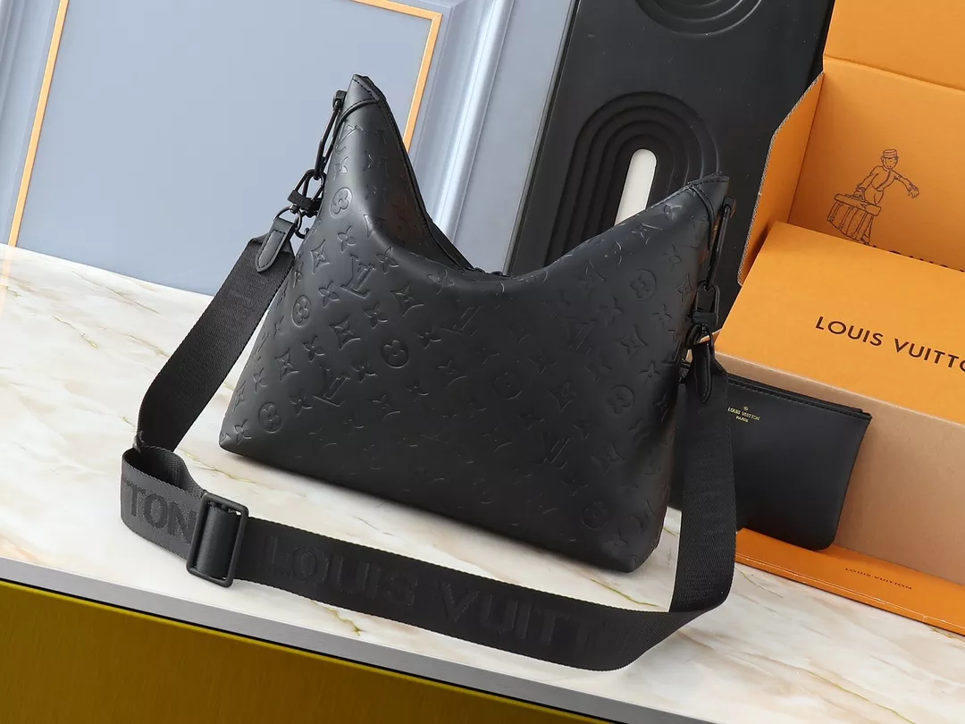 Louis Vuitton AAA Quality Messenger Bags For Women Vibrant 3959 - Image 3