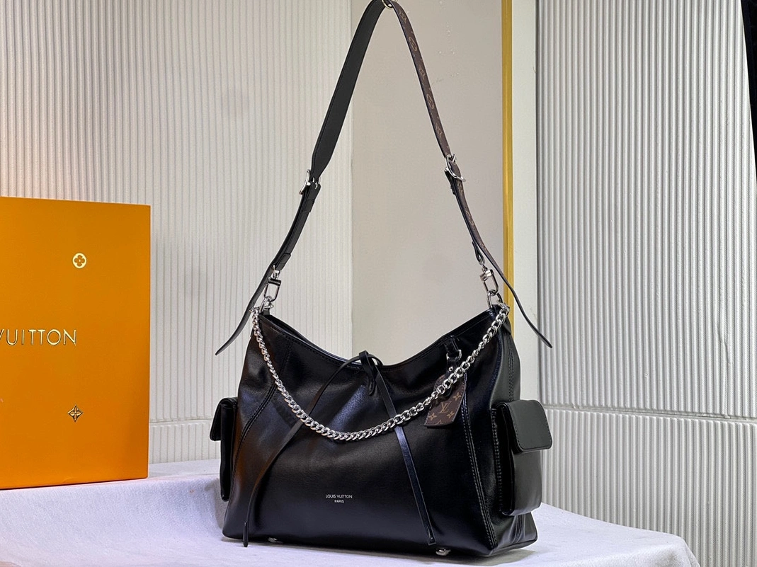 Louis Vuitton AAA Quality Shoulder Bags For Women Trendsetting 972 - Image 3