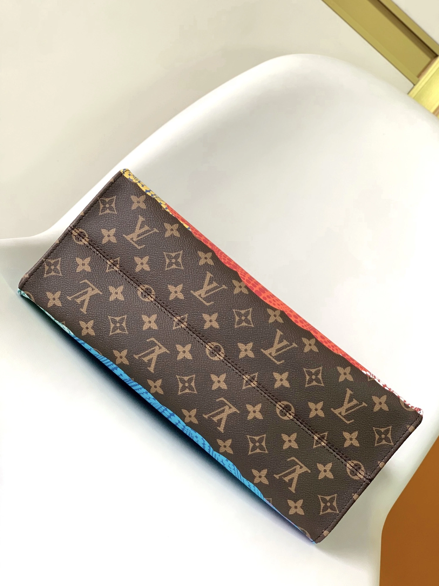 Louis Vuitton AAA Quality Tote-Handbags For Women ModernLook 6528 - Image 4