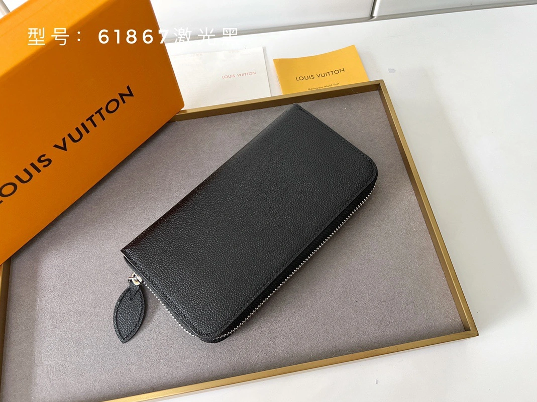 Louis Vuitton AAA Quality Wallets AllSeason 7398