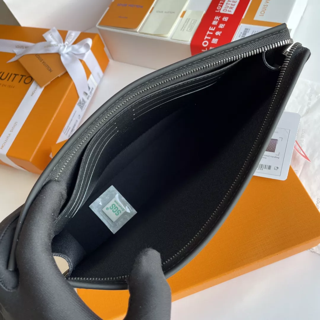 Louis Vuitton AAA Quality Wallets Bold 189 - Image 8