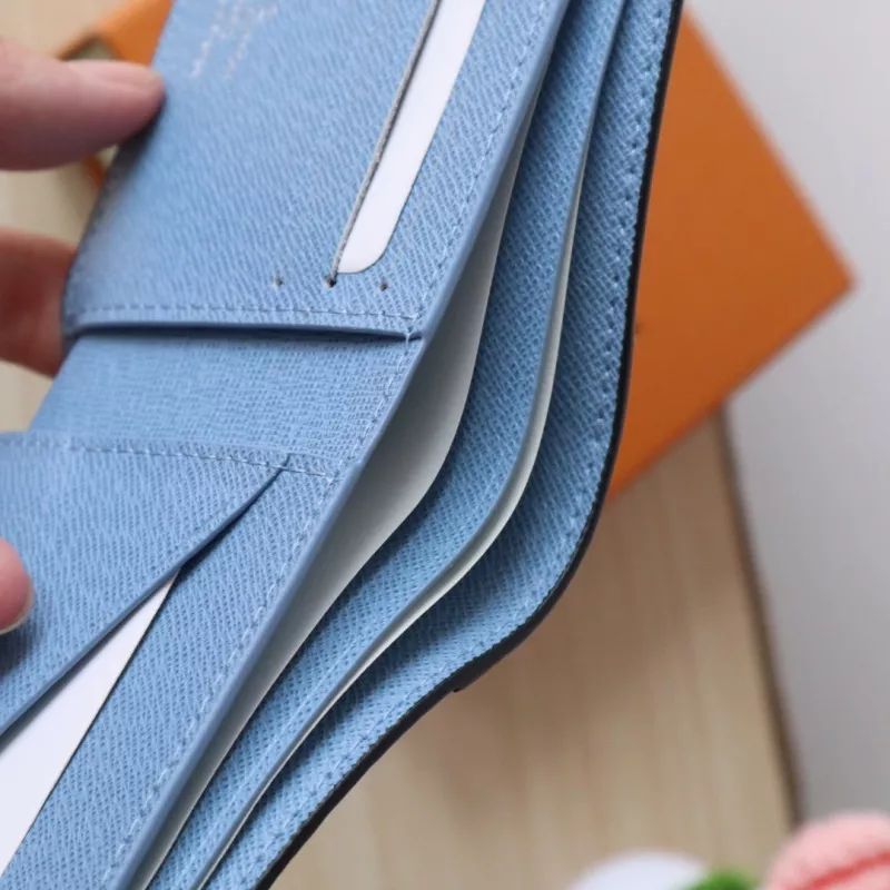 Louis Vuitton AAA Quality Wallets DailyWear 7097 - Image 8