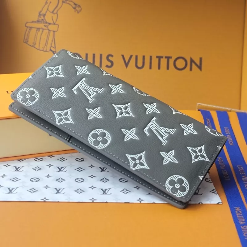 Louis Vuitton AAA Quality Wallets Durable 3902 - Image 3