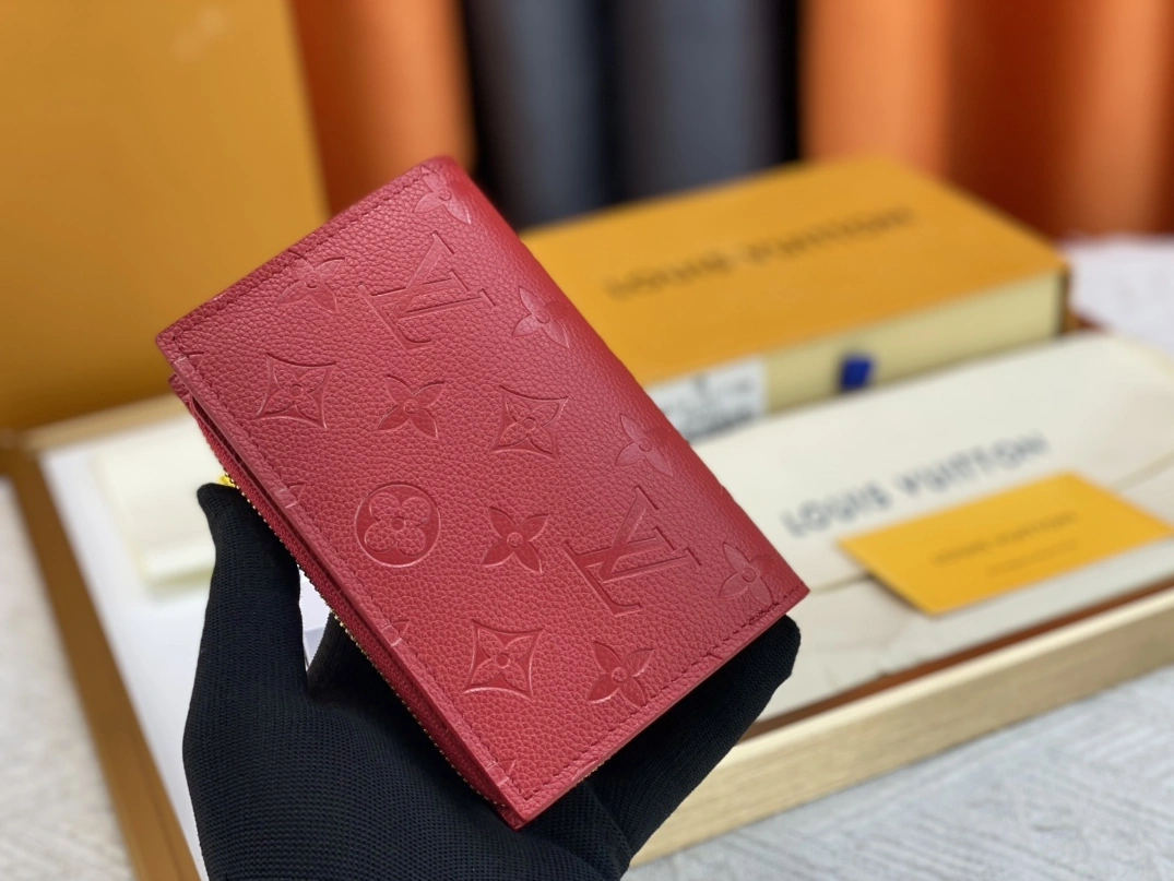 Louis Vuitton AAA Quality Wallets HighQuality 7096
