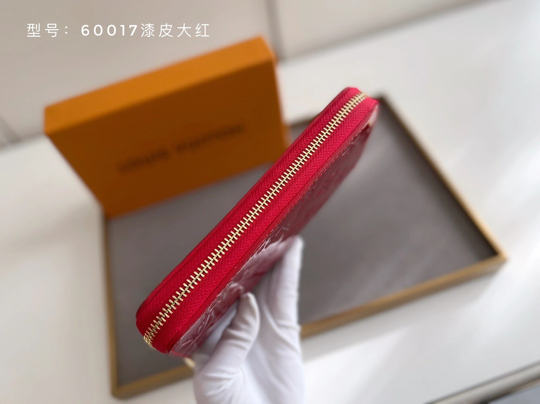 Louis Vuitton AAA Quality Wallets Stylish 5643 - Image 3