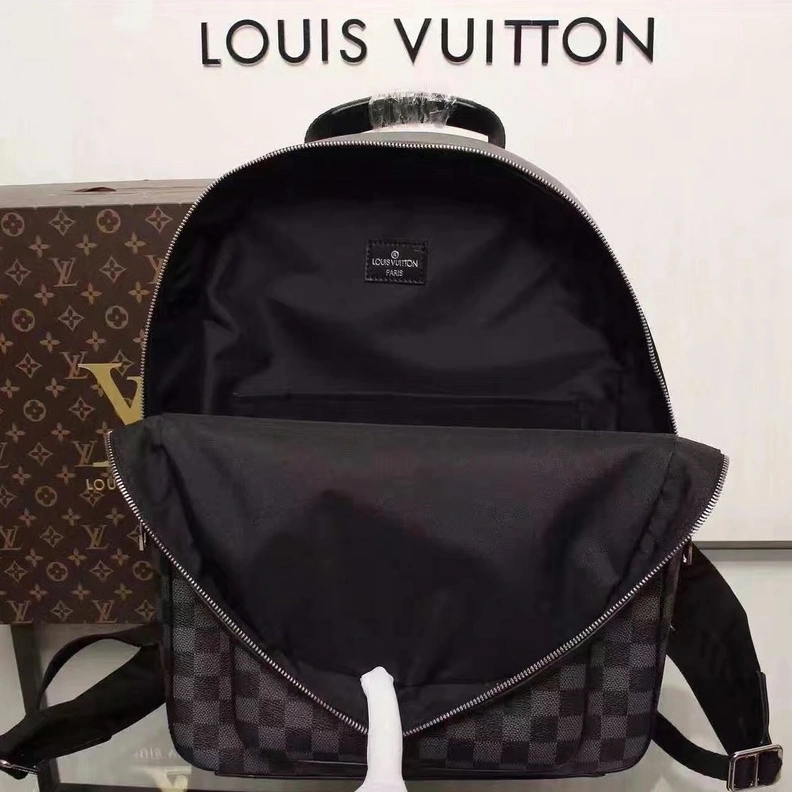 Louis Vuitton LV AAA Quality Backpacks Bright 8421 - Image 4