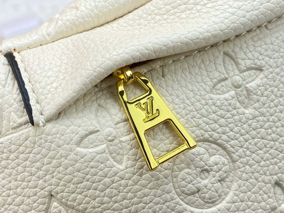 Louis Vuitton LV AAA Quality Belt Bags For Unisex Timeless 293 - Image 5
