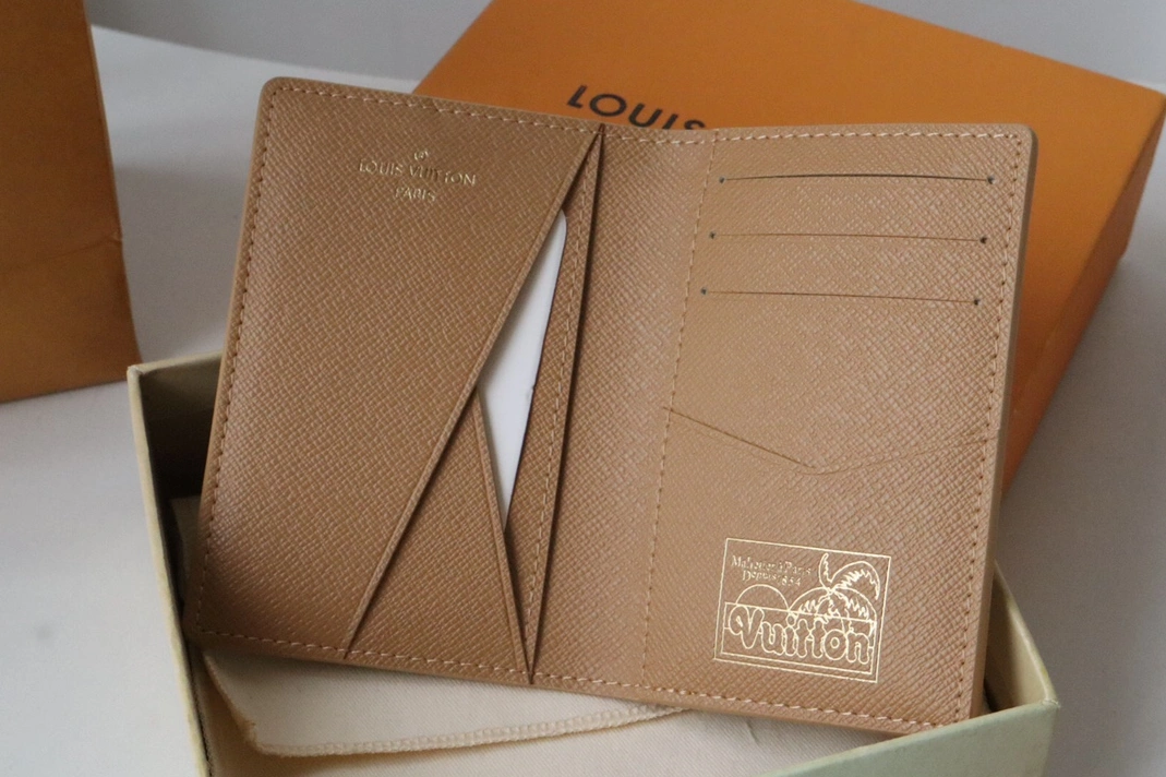 Louis Vuitton LV Card Case EasyMatch 1376 - Image 4