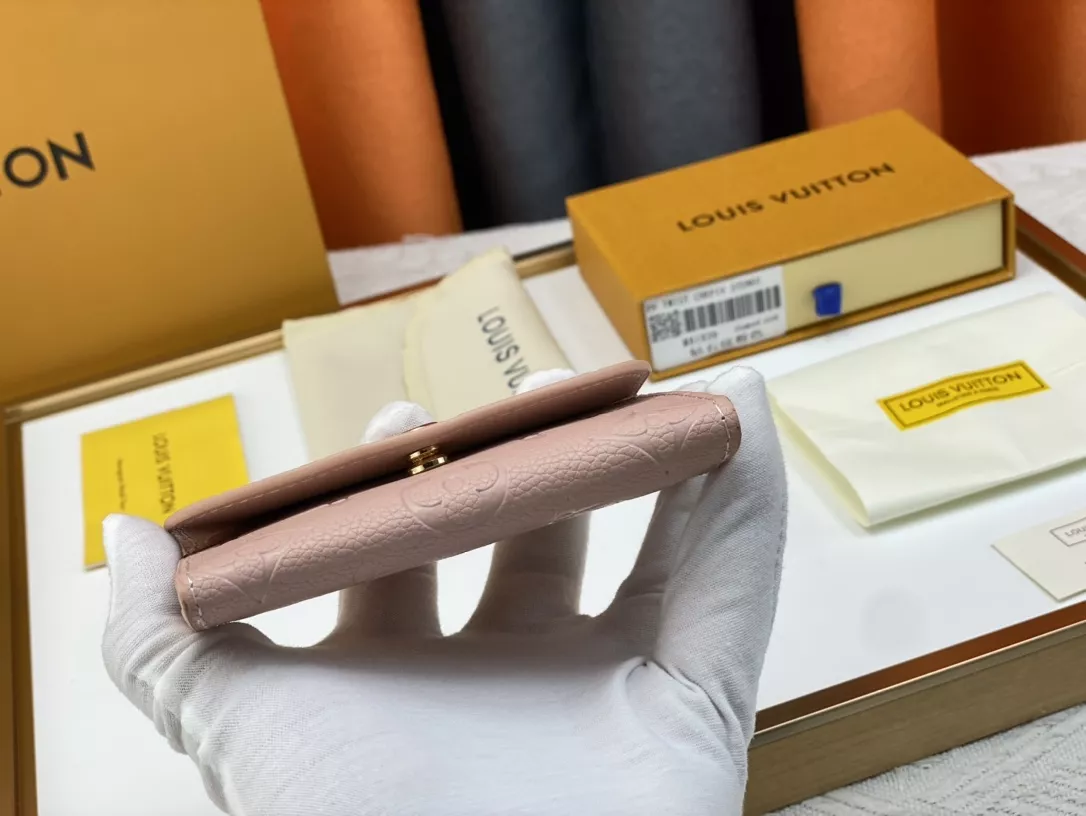 Louis Vuitton LV Card Case Fashionable 1226 - Image 4