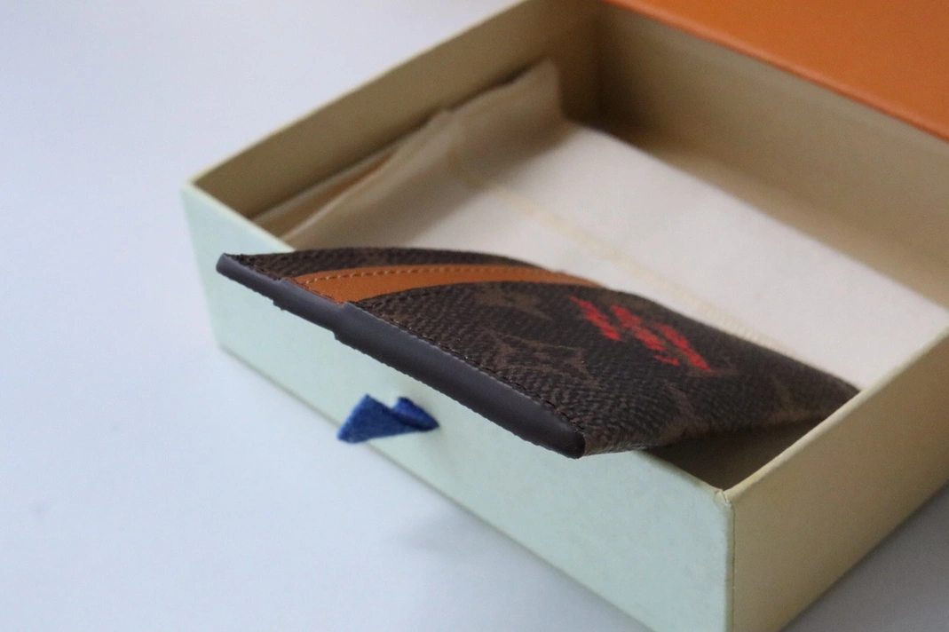 Louis Vuitton LV Card Case Fashionable 8980 - Image 4