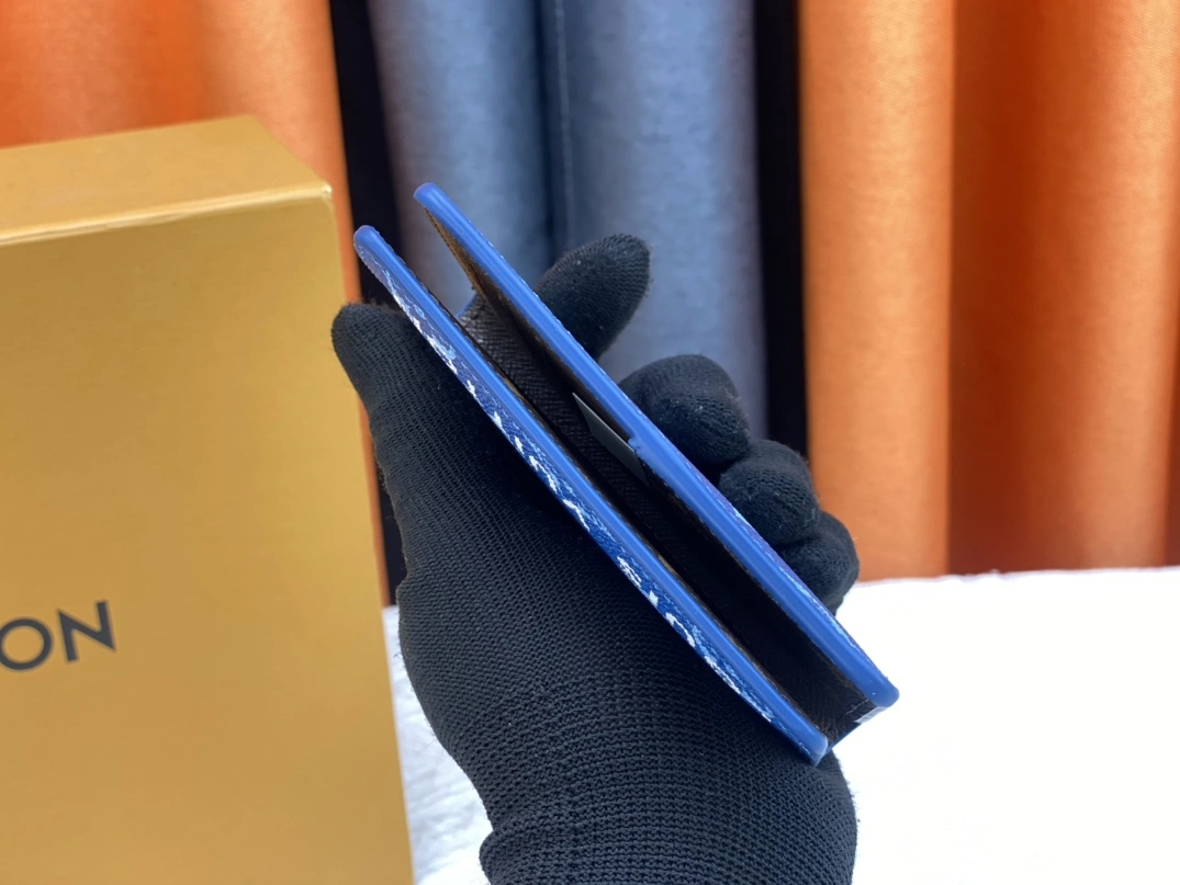 Louis Vuitton LV Card Case For Unisex AllSeason 5000 - Image 5