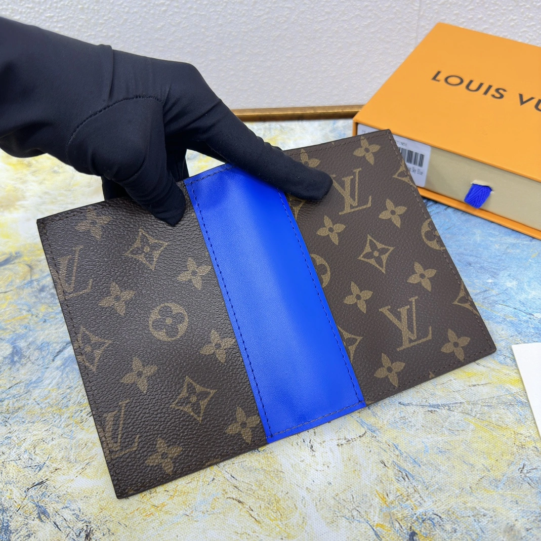 Louis Vuitton LV Card Case For Unisex Refined 2760 - Image 7