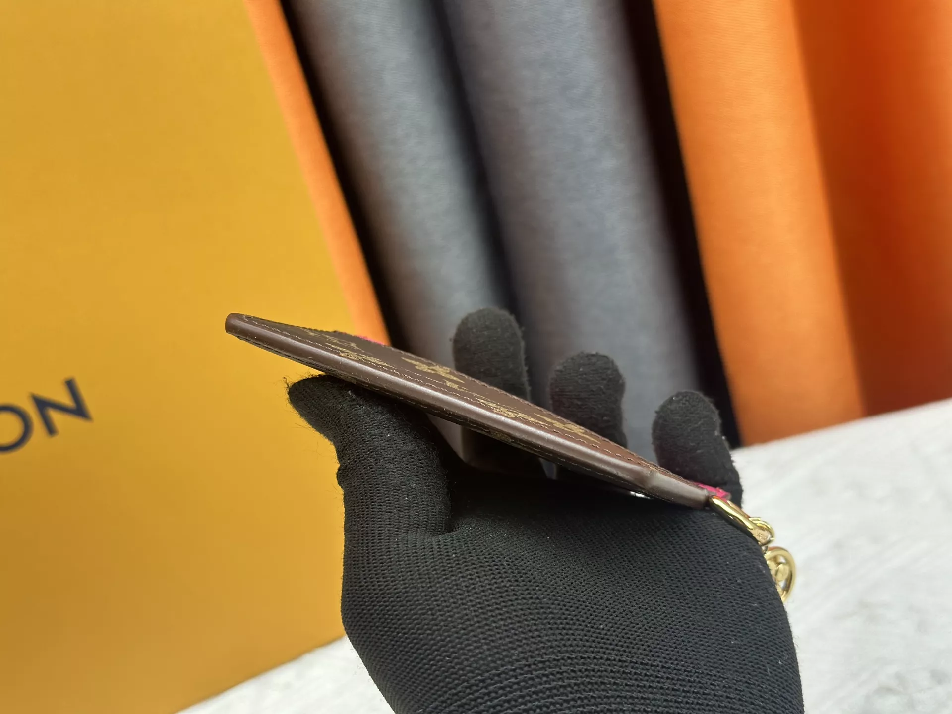 Louis Vuitton LV Card Case For Women Cozy 4193 - Image 3