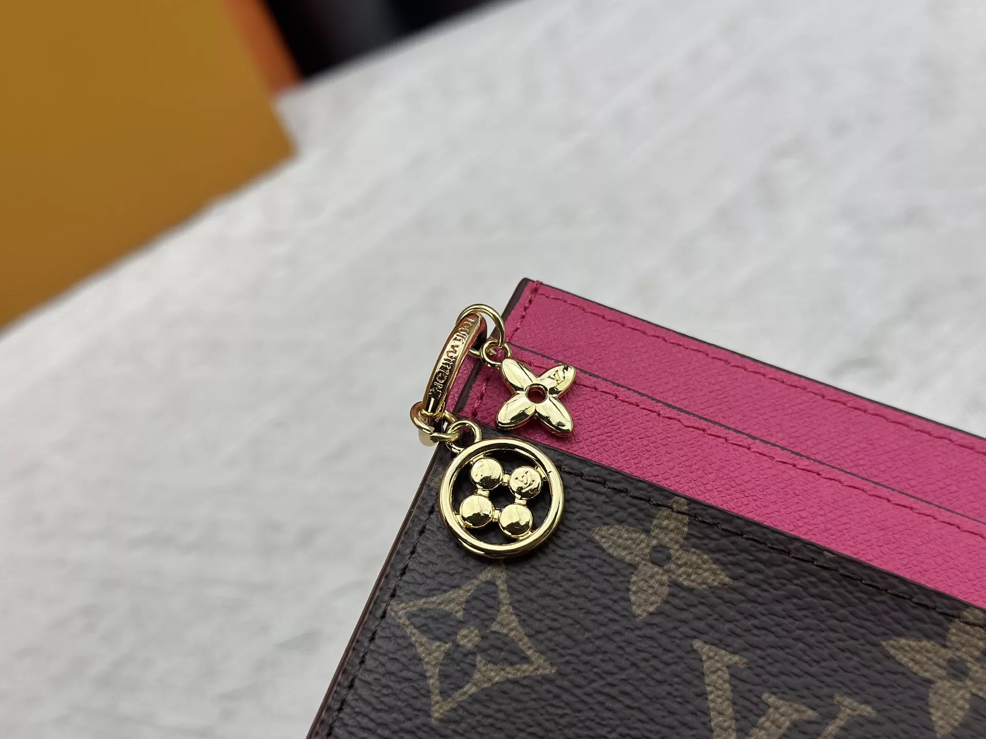 Louis Vuitton LV Card Case For Women Cozy 4193 - Image 5