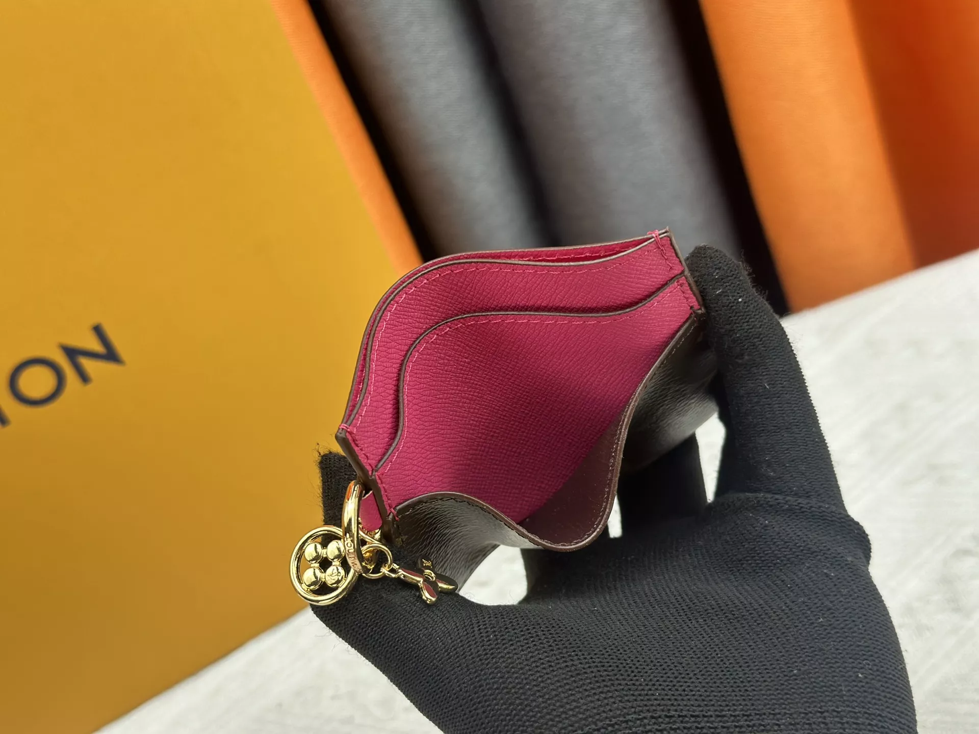 Louis Vuitton LV Card Case For Women Cozy 4193 - Image 6