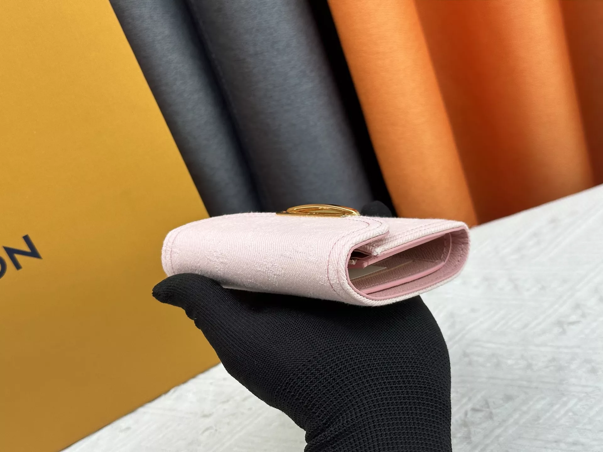 Louis Vuitton LV Card Case For Women Durable 6726 - Image 4