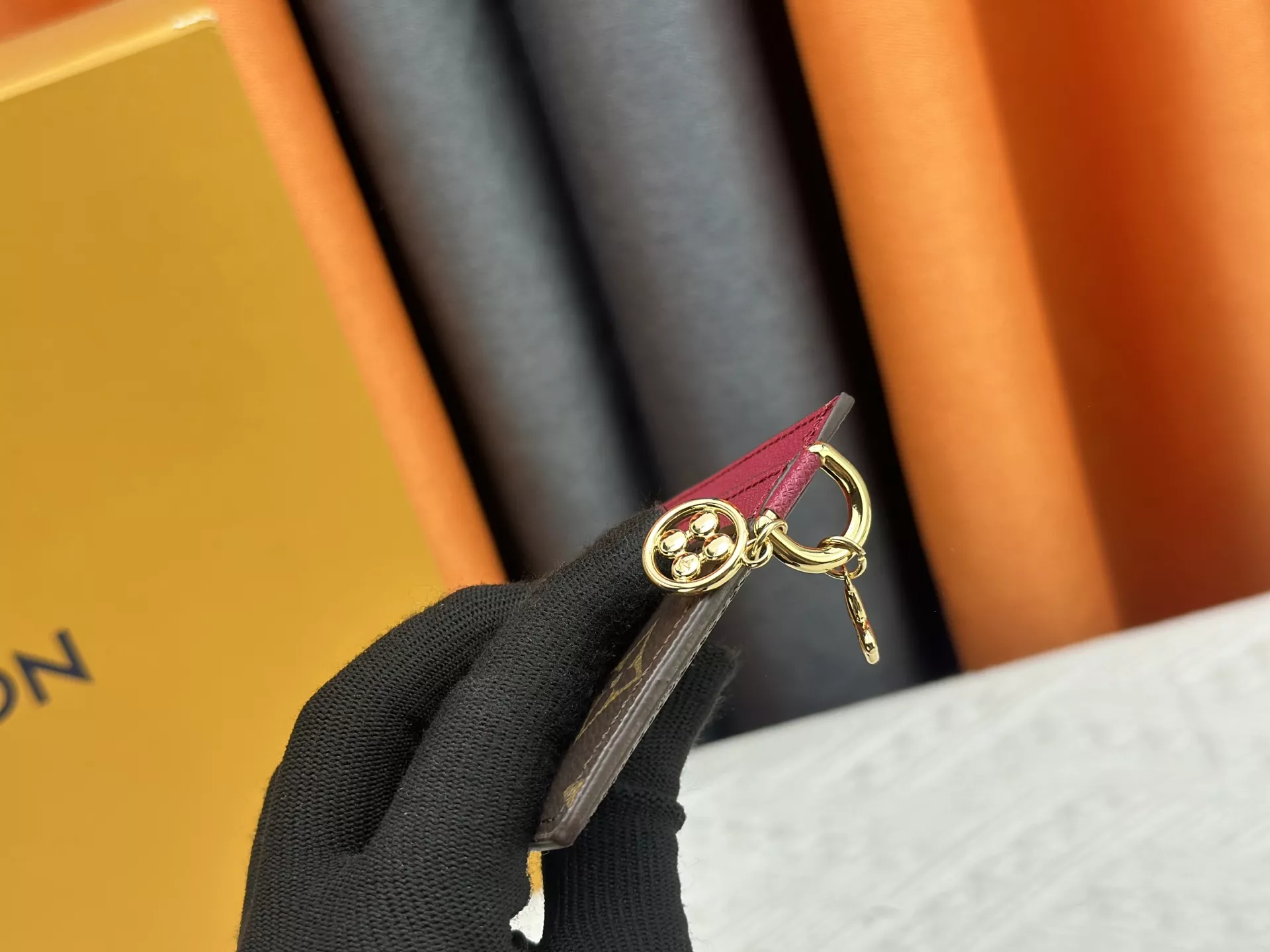 Louis Vuitton LV Card Case For Women EyeCatching 8317 - Image 3