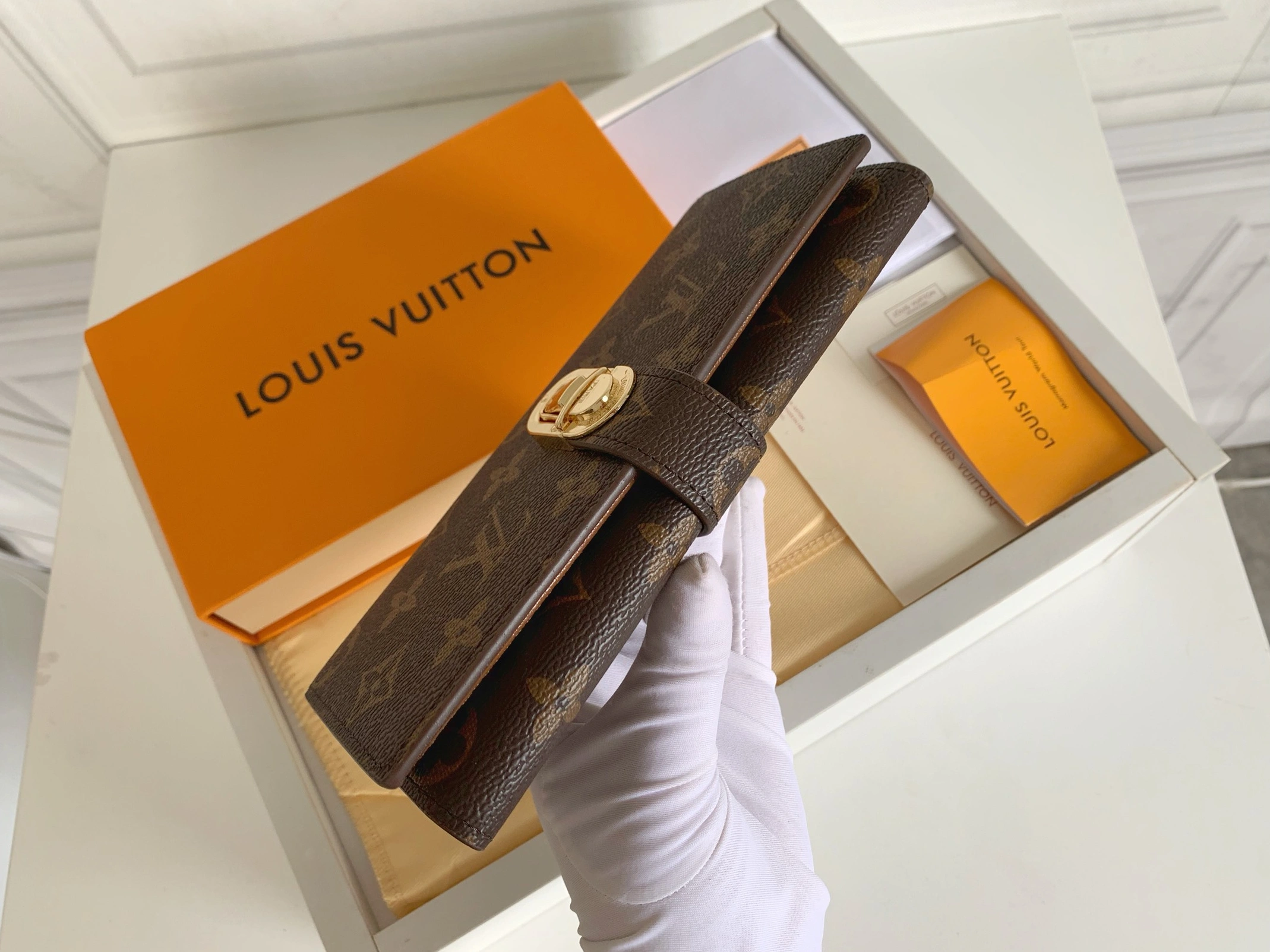 Louis Vuitton LV Card Case For Women HighQuality 5804 - Image 3