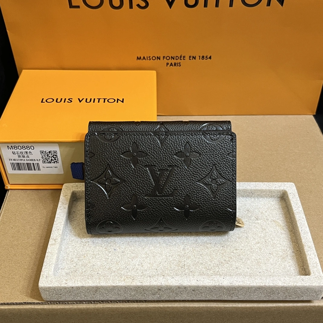 Louis Vuitton LV Card Case For Women StreetReady 1419 - Image 3