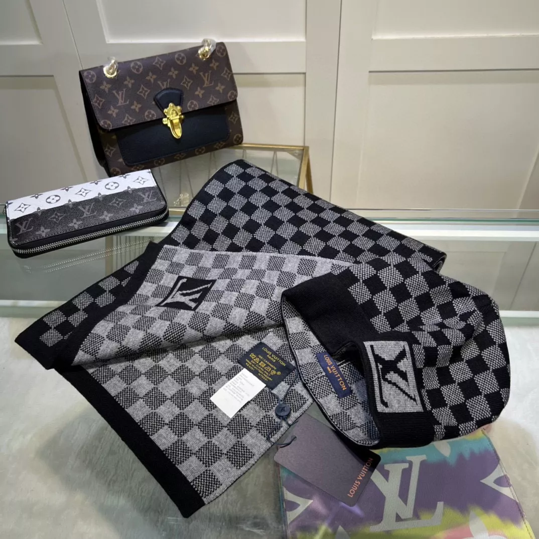 Louis Vuitton LV Hat and Scarf Set Functional 8950 - Image 3