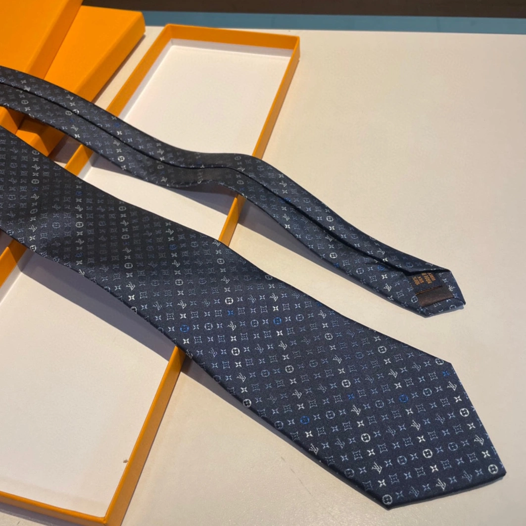 Louis Vuitton LV Necktie For Men Durable 8288 - Image 4