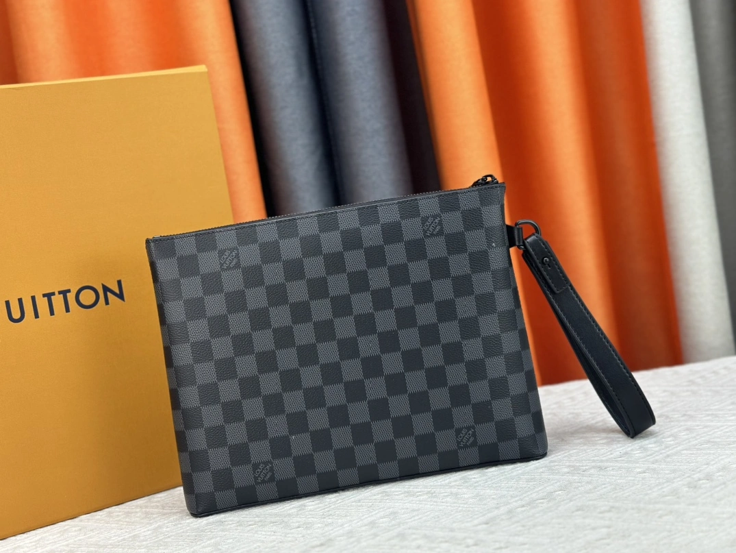 Louis Vuitton LV Wallets For Unisex Comfortable 564 - Image 4