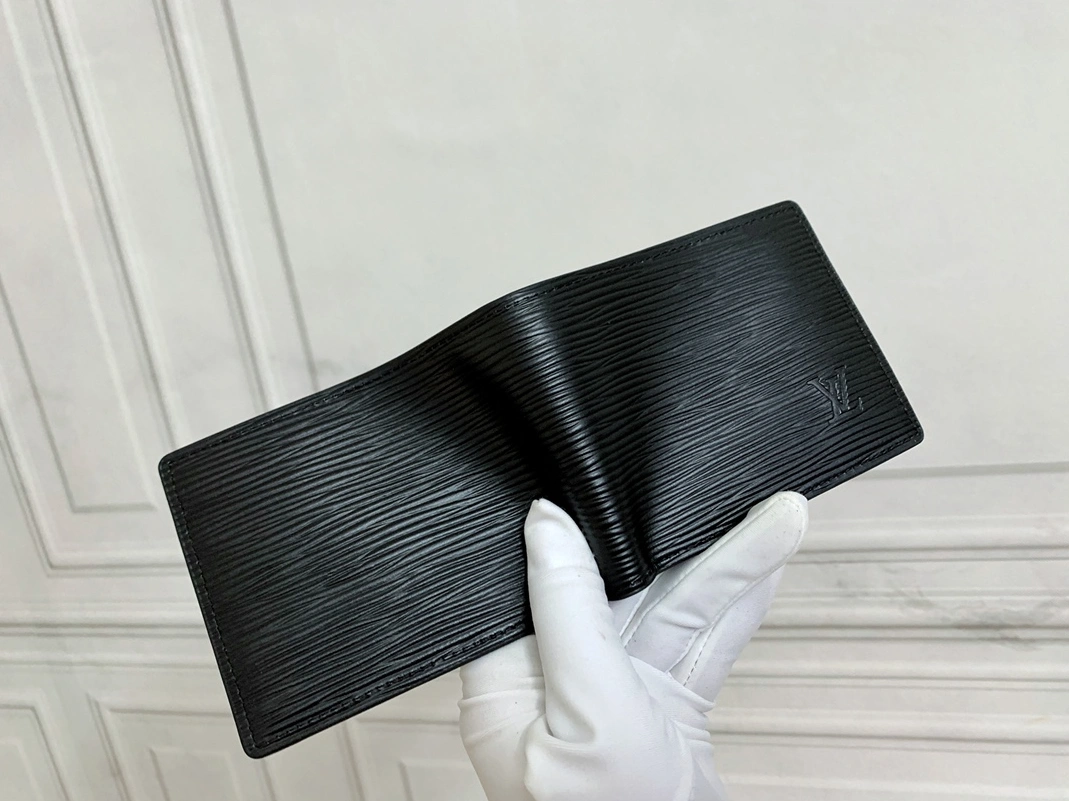 Louis Vuitton LV Wallets For Unisex Lightweight 1604 - Image 6