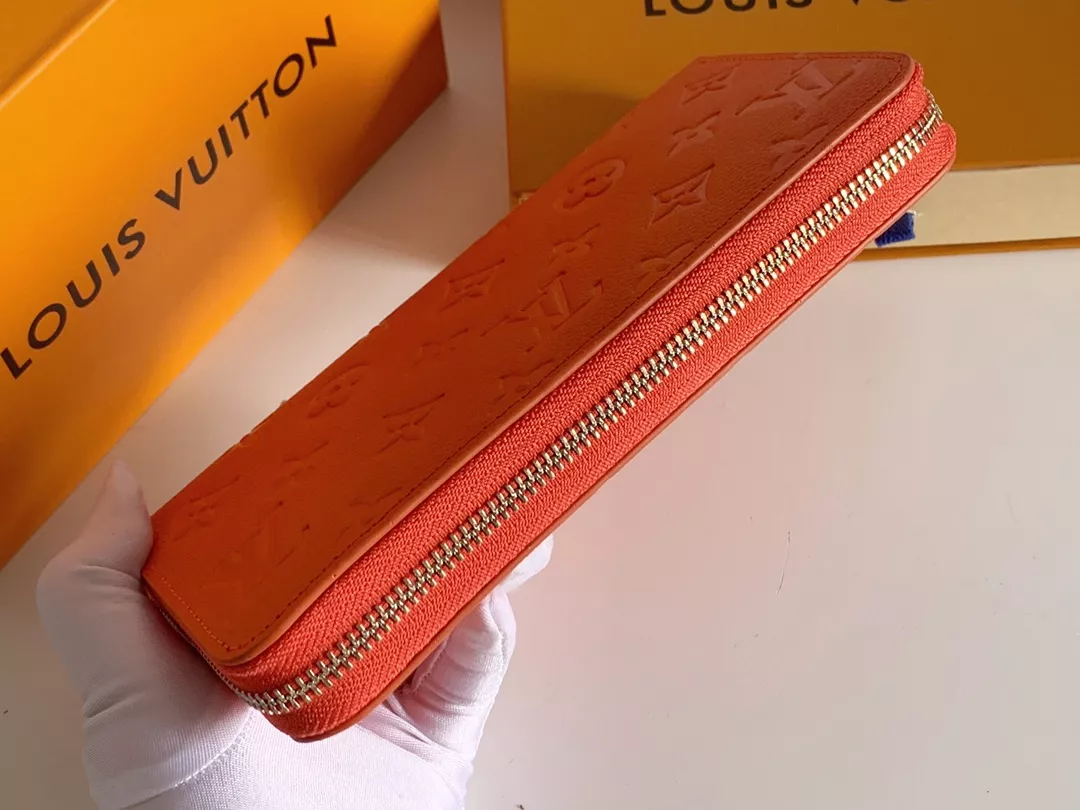Louis Vuitton LV Wallets Functional 5164 - Image 7