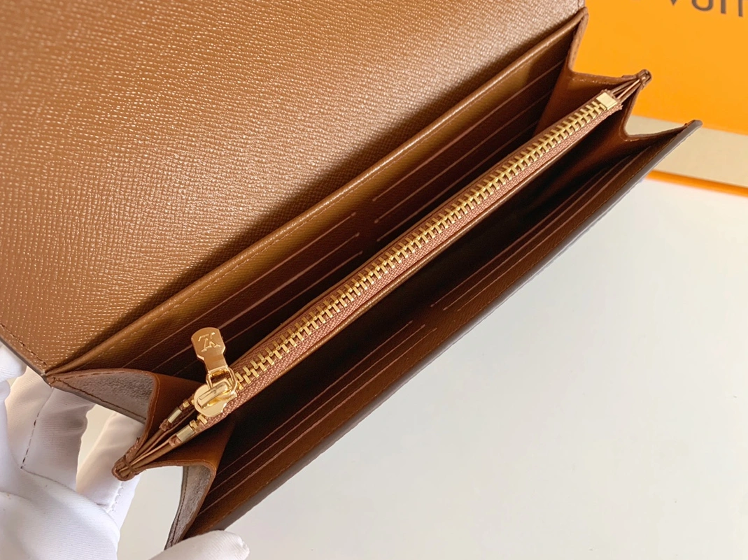 Louis Vuitton LV Wallets In Coffee For Women Lightweight 2718 - Image 4