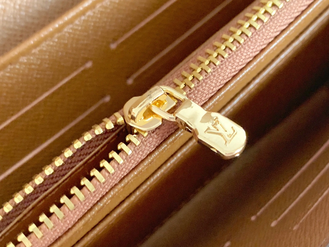 Louis Vuitton LV Wallets In Coffee For Women Lightweight 2718 - Image 5