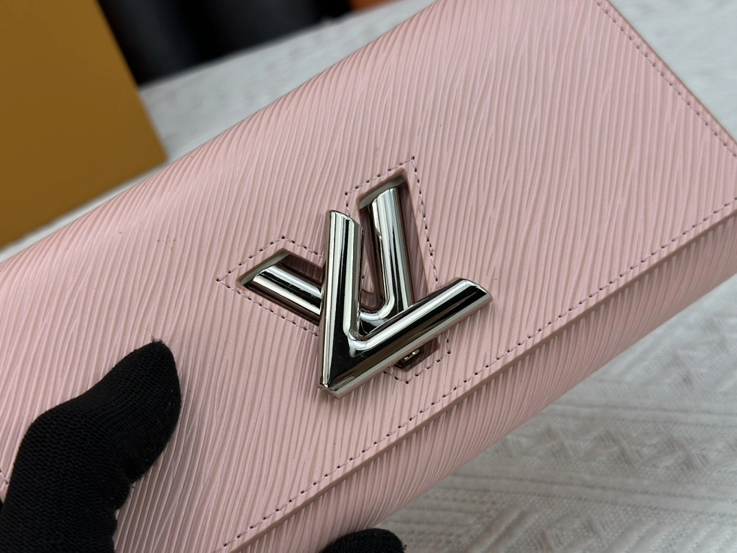 Louis Vuitton LV Wallets Refined 2129 - Image 5