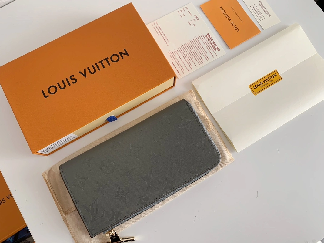 Louis Vuitton LV Wallets Refined 4177