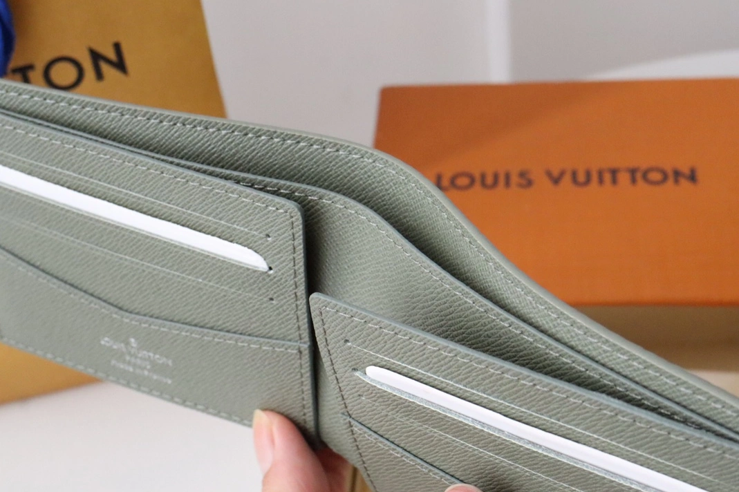 Louis Vuitton LV Wallets Trendsetting 785 - Image 8