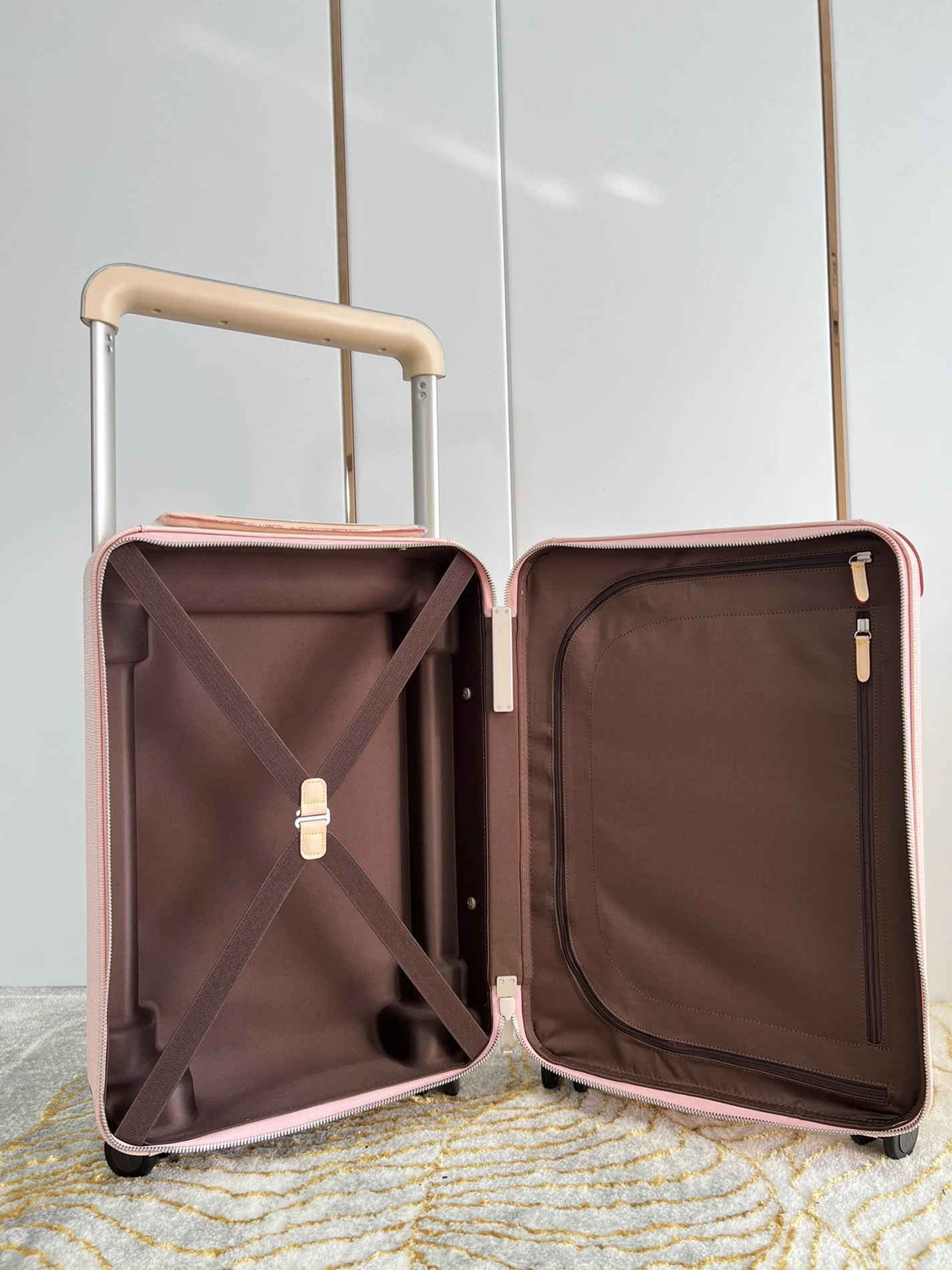 Louis Vuitton Luggage Modern 3064 - Image 7