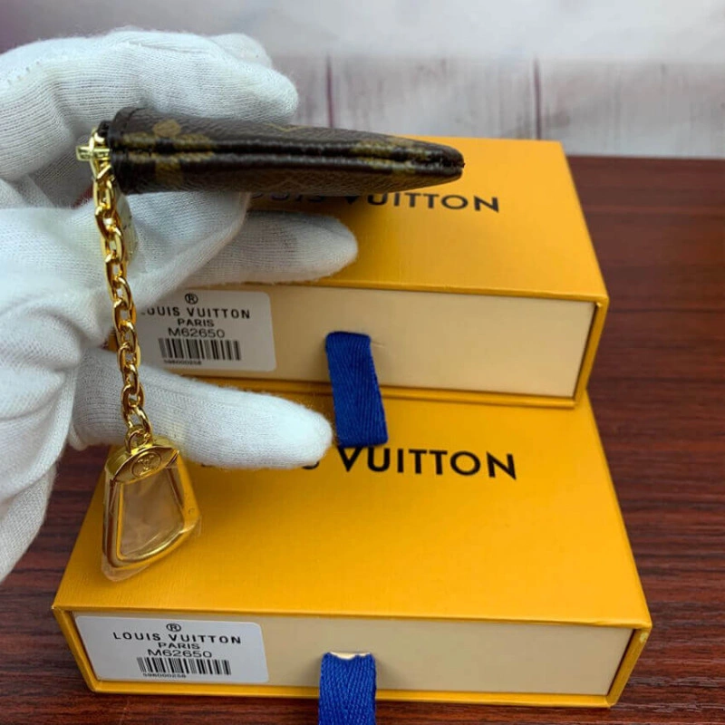 Monogram Louis Vuitton Monogram Key Pouch - Image 3