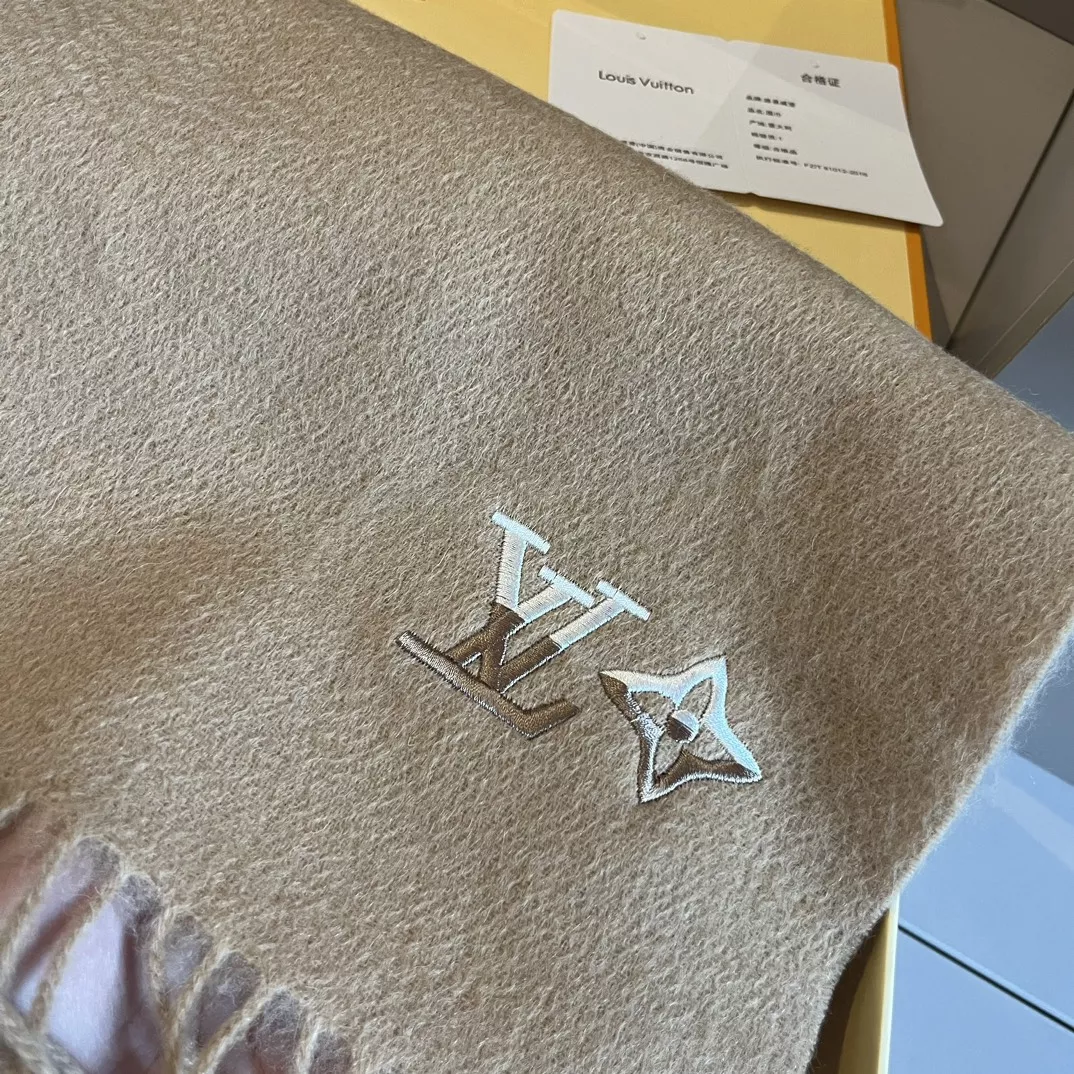 Louis Vuitton Scarf For Unisex Resilient 4491 - Image 5