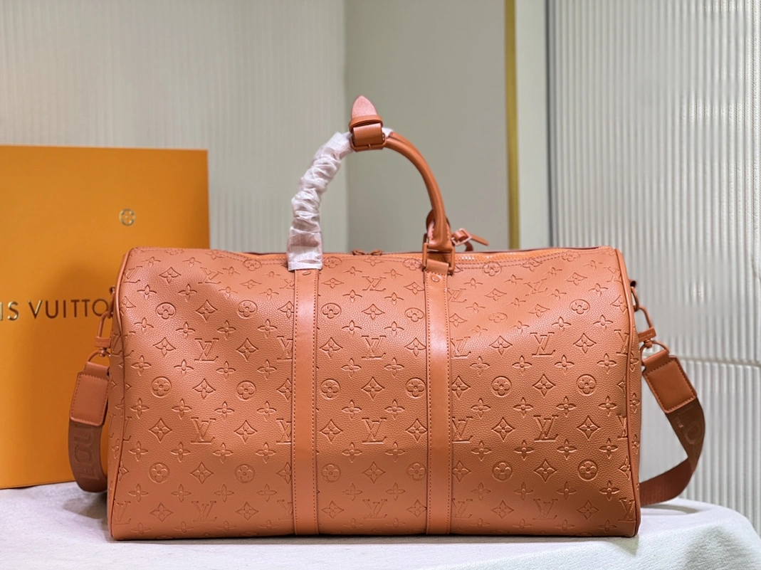 Louis Vuitton Travel Bags Affordable 1273 - Image 5