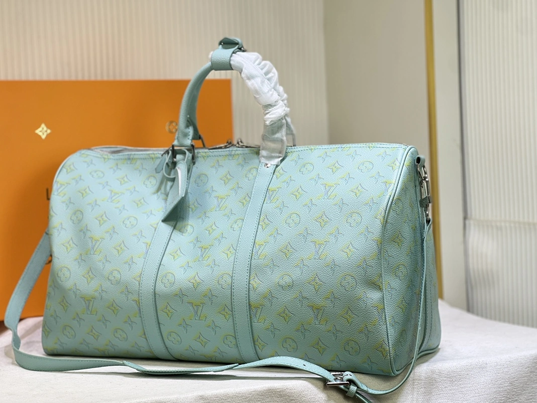 Louis Vuitton Travel Bags Bright 7628 - Image 3